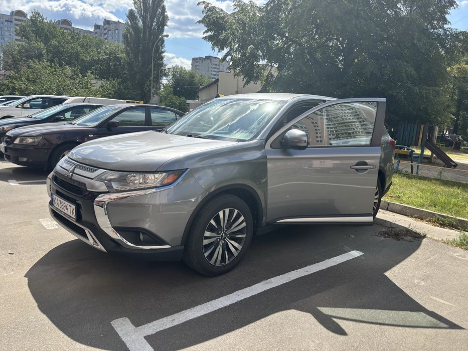 Mitsubishi Outlander 2019
