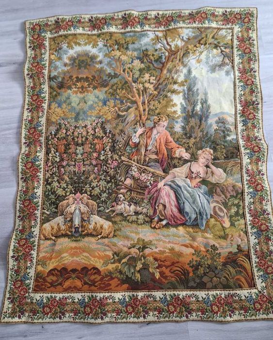 Stara makata ręcznie wyszywana