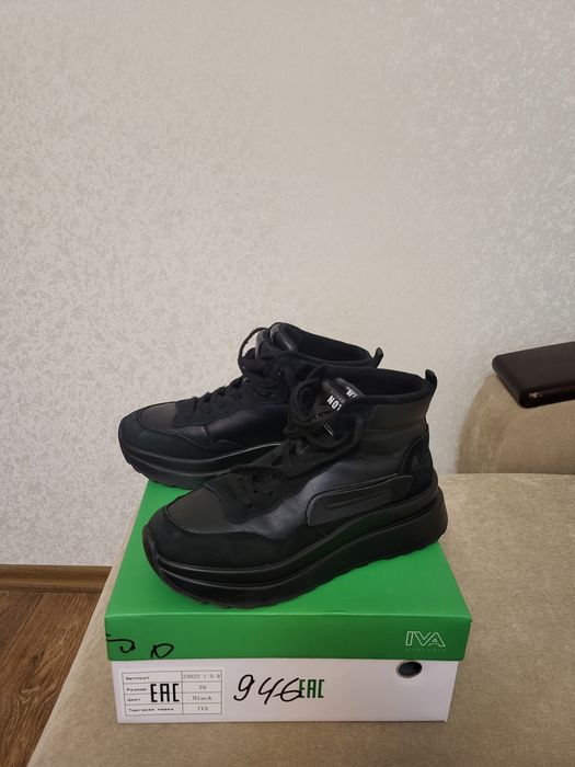 Ботинки жіночі, демисезонні. Б/ У.