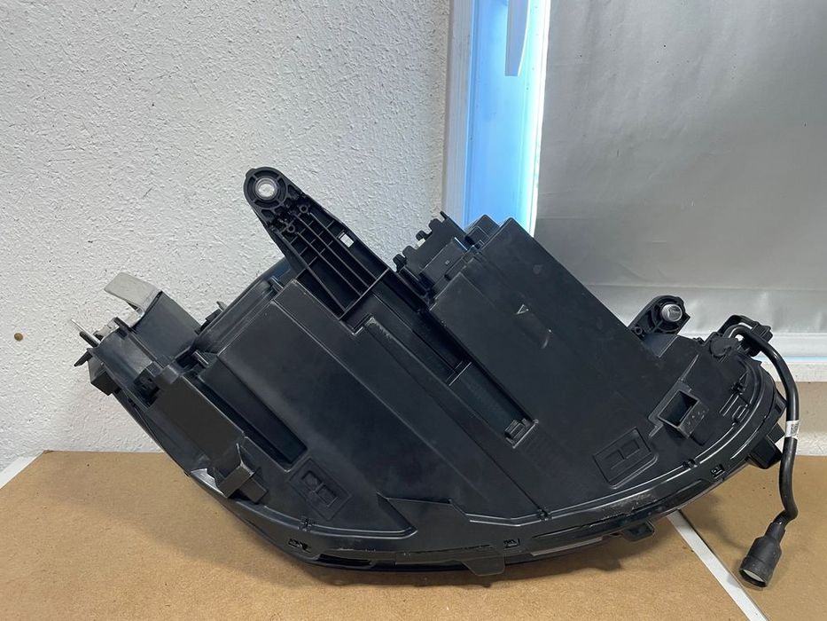 Volkswagen passat b9 lampa reflektor prawa lewa cała ful led 3j1941005