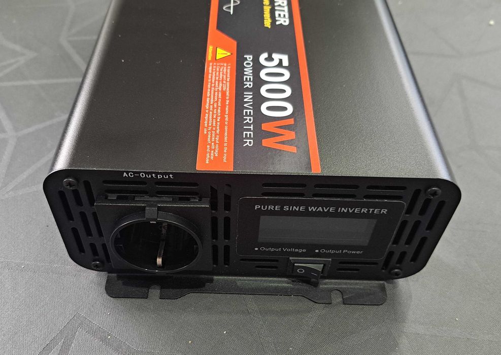 Inversor ONDA PURA (Camião) 24VDC em 220VAC - 5.000W pico. NOVO