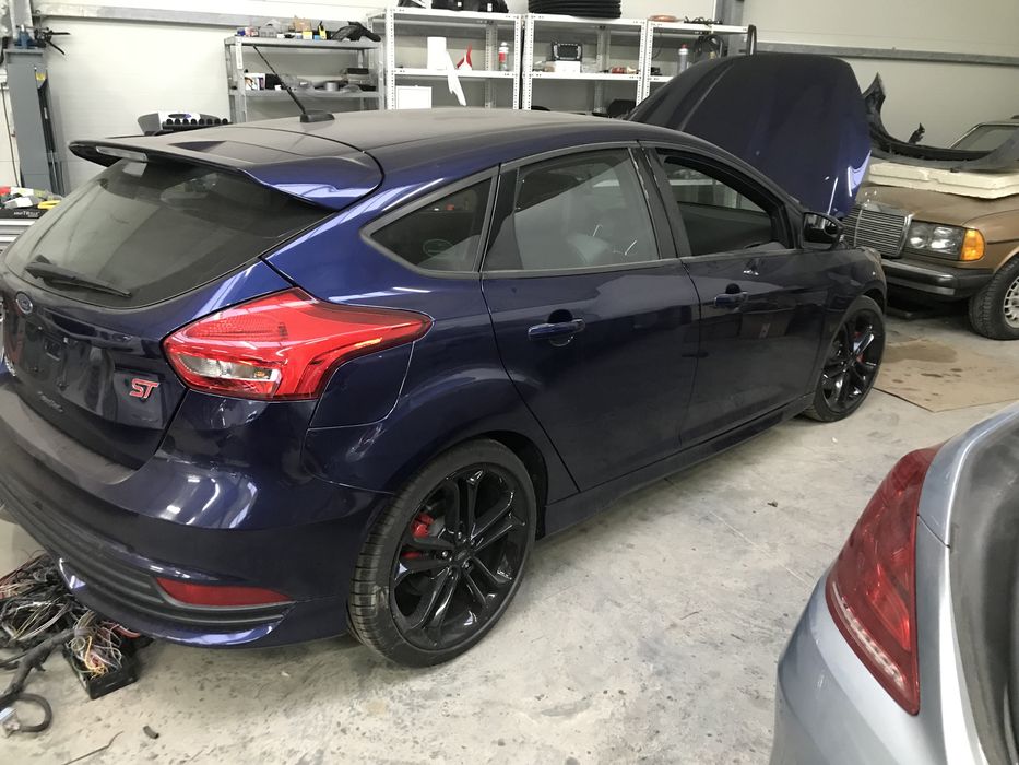 Klapa ford focus hb mk3 lift