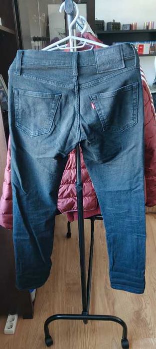 Levi's Premium Jeans.  W28  L30