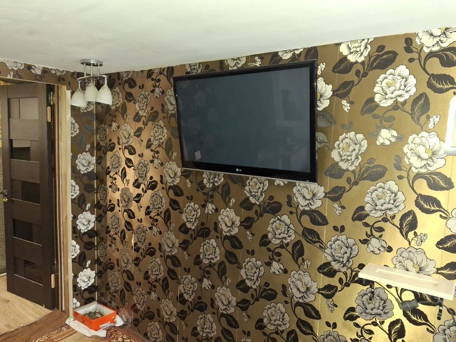 Двоповерховий будинок у центрі