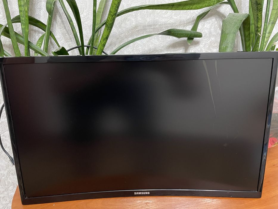 Монітор Samsung 24 (пошкоджений)