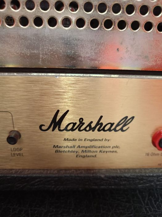 Sprzedam Marshalla jcm2000 dsl 50 z oryginalnym casem Marshalla