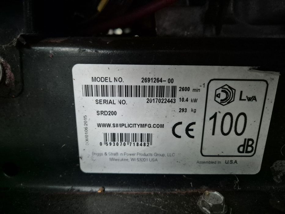 Traktorek Kosiarka Simplicity Regent V-Tvin 22Hp  Briggs Stratton