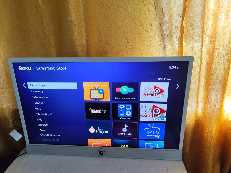 Смарт приставка до телевізора Roku SE