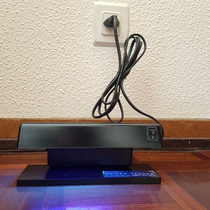 Detector de notas falsas por UV