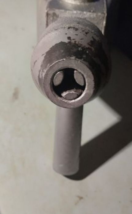 Продам дрель ручну