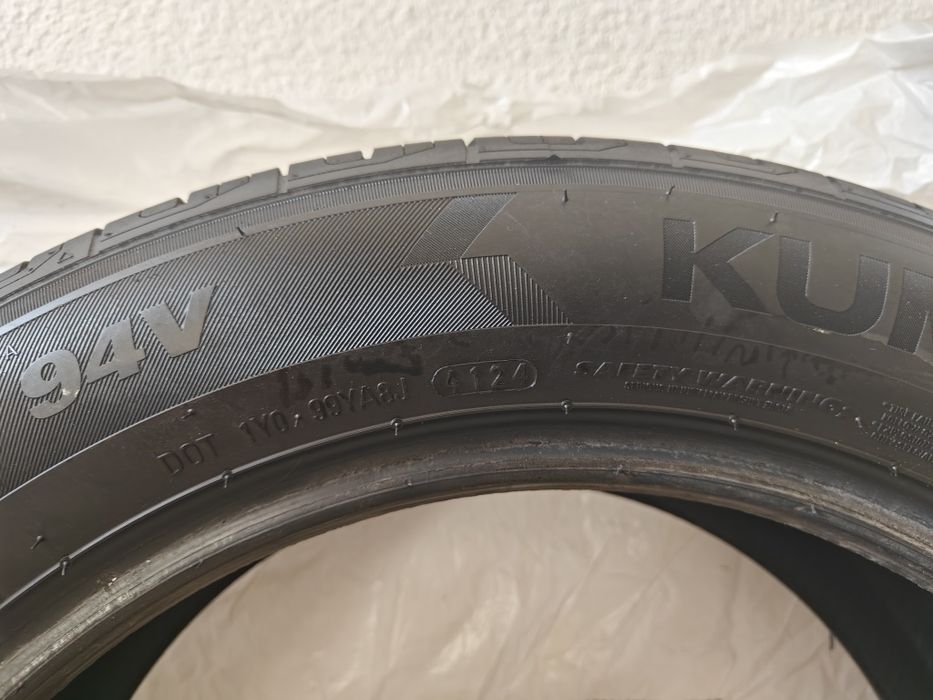 Продам шини Kumho Solus TA21 215/55/17