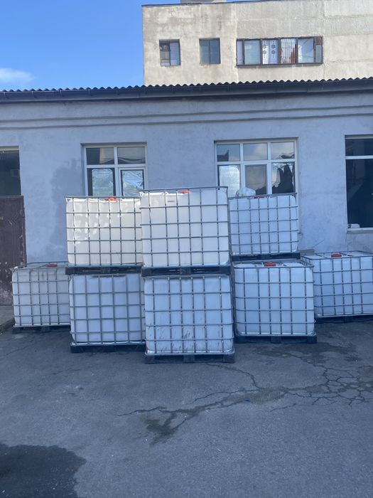 Еврокубы 1000л под топливо воду