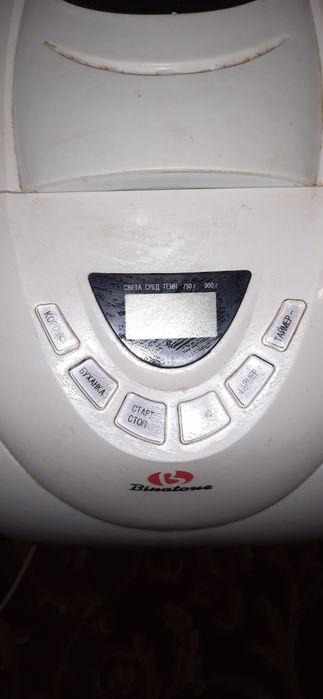 Хлібопічка BINATONE BM-1068