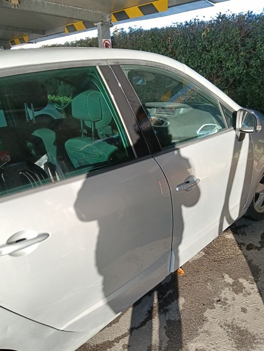 Renault Scenic 07 lug.