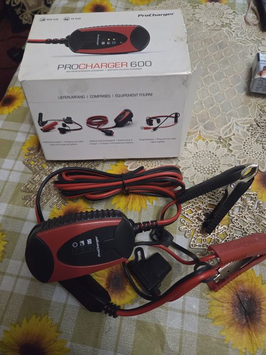 Продам  зарядное  устройство  ProCharger  600  12v  6a  пр-во  Германии
