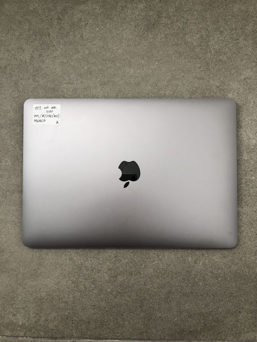 490$ MacBook Air 13" 2020 MGN63 M1 / 8 GB / 256gb SSD