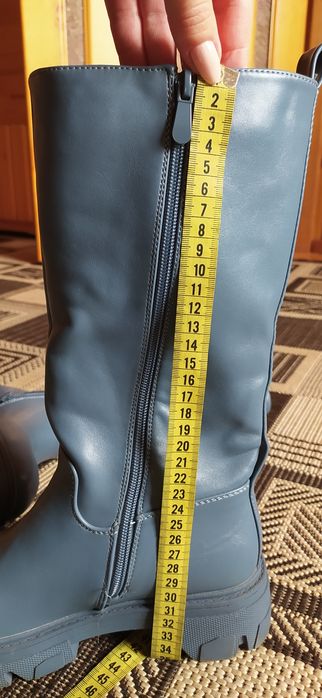 Чоботи зимові жіночі