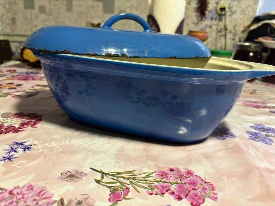 Утятница и алюминиевая сковорода