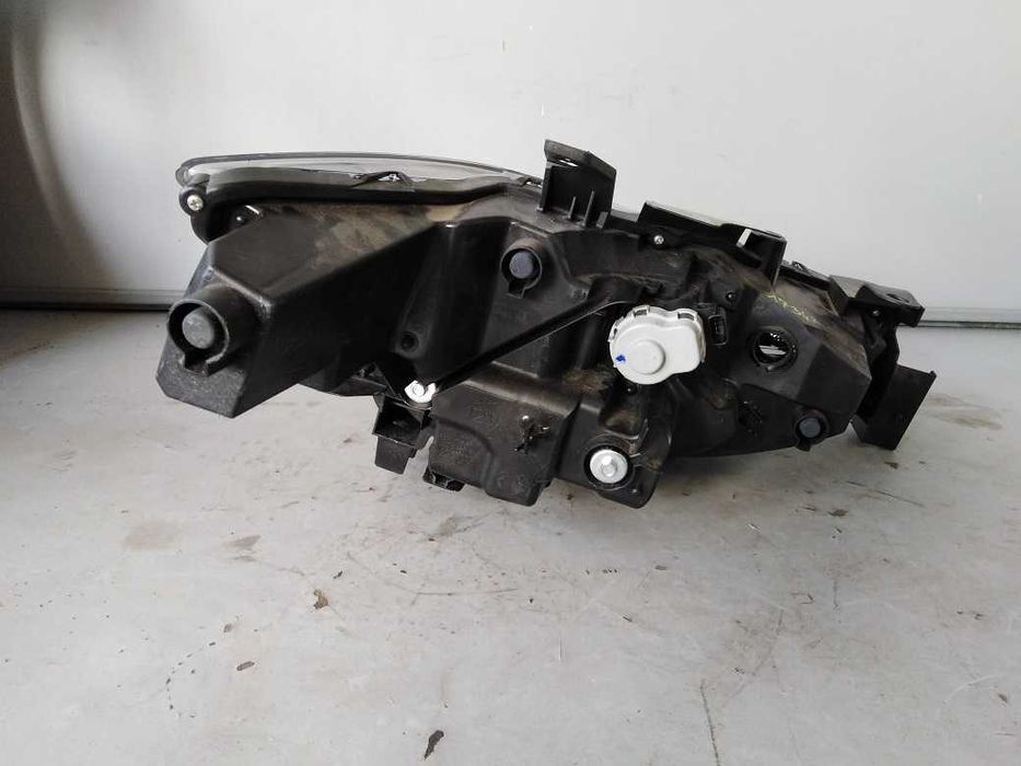 Mazda CX5 17r.- Lampa Przód Lewa Full Led