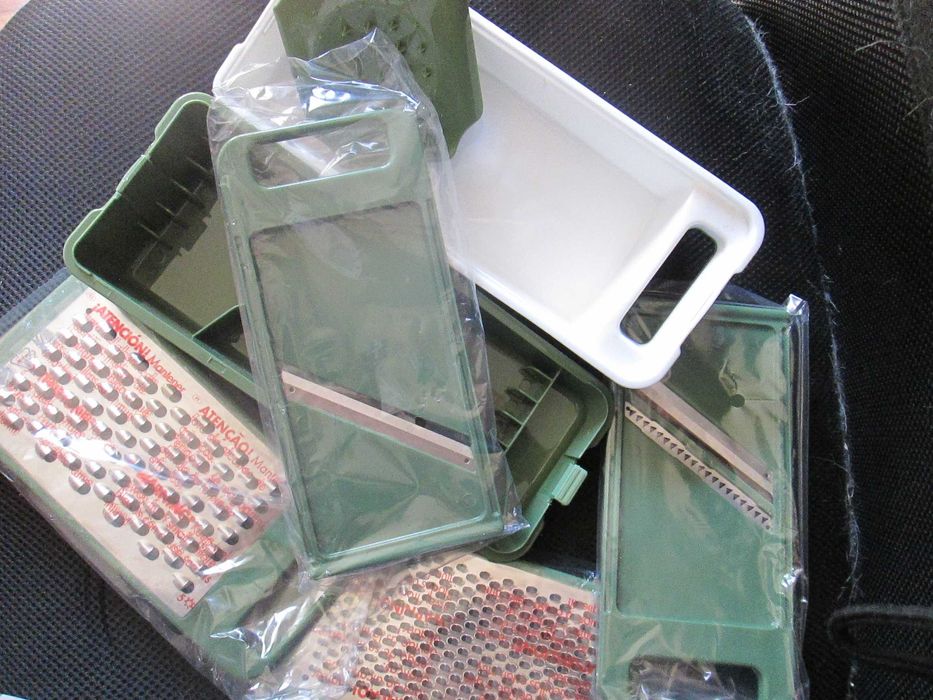 Ralador Multiúsos com Lâminas em aço inoxidável, novo, na embalagem