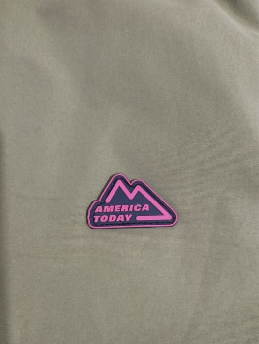 Куртка парка  для хлопчика. 128 Стан супер.