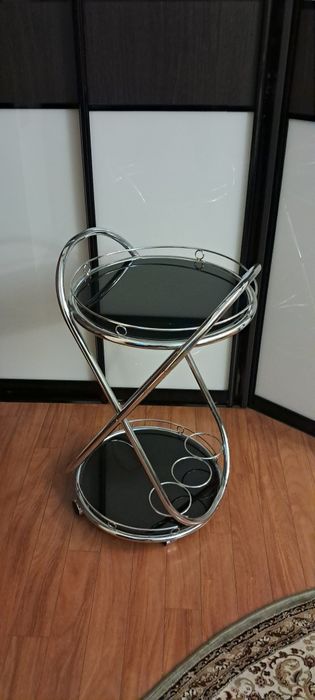 Столик сервировочный