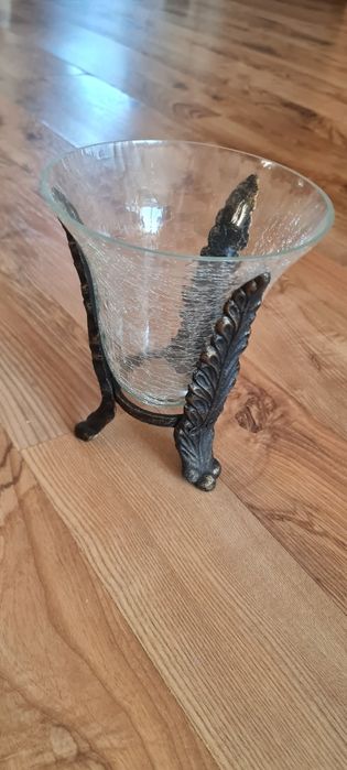 Wazon z popękanego szkła