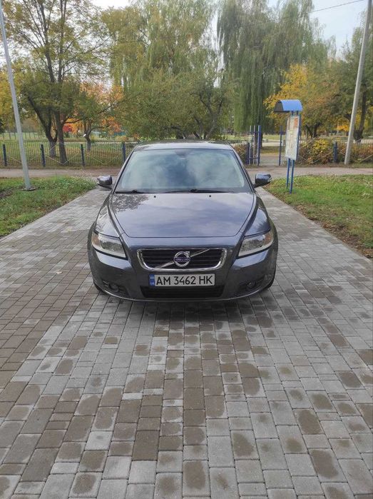 Продам VOLVO V 50