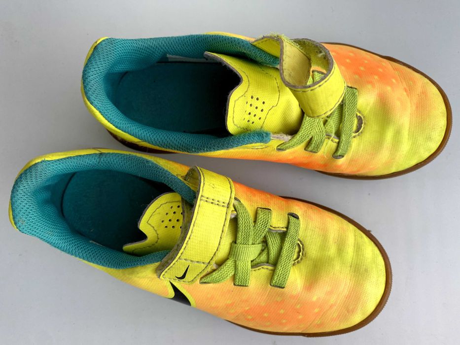 Chuteiras de futebol CRIANÇA NIKE T 31