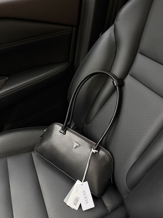 Сумочка Guess DARYNA