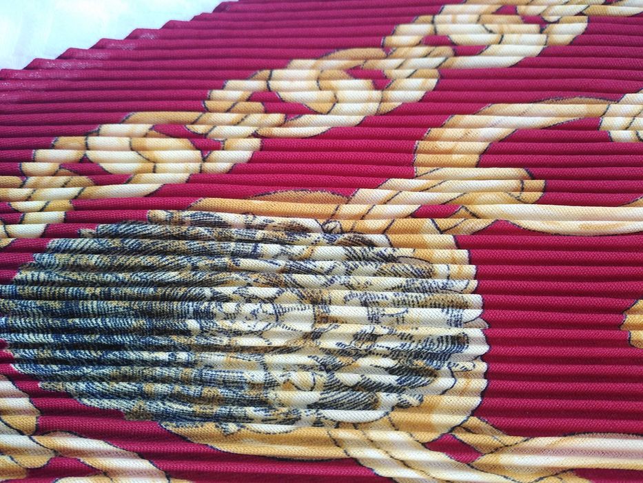 Lenço/Echarpe em formato de Losango