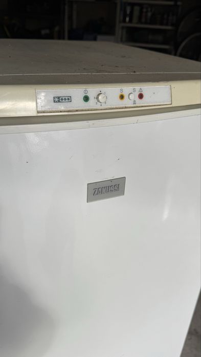 Arca vertical zanussi