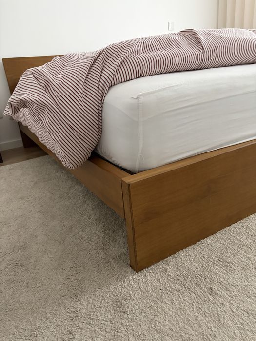 Cama 180x200 madeira de manga