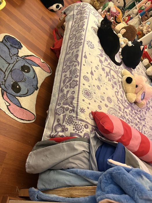 Cama ikea king size com colchao