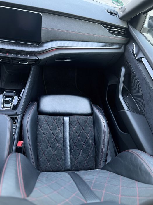 Skoda Octavia A8 VRS 2023