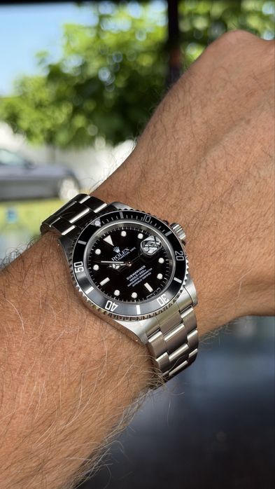 Rolex Submariner Date 16610
