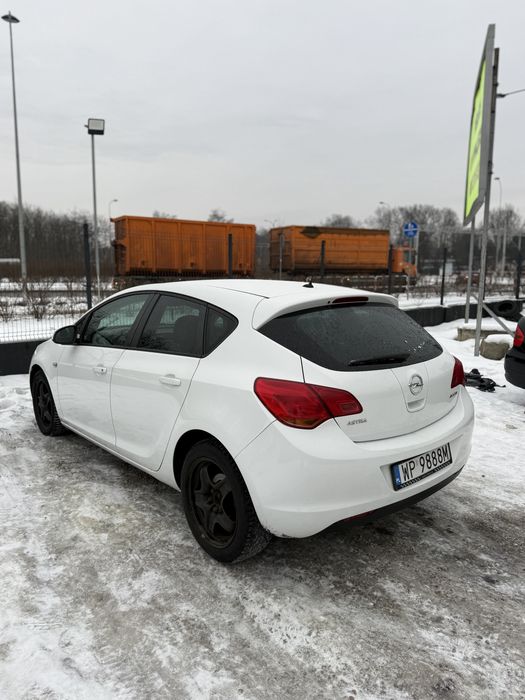 Na Sprzedaz Opel Astra 1.2 D /Zamiana/Gwarancja/Klima/Osczedny/Zadbany