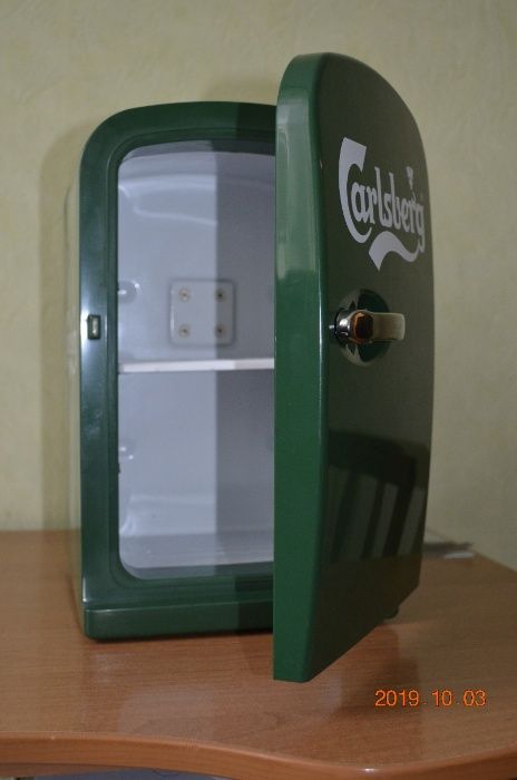 Автомобильный холодильник, новый