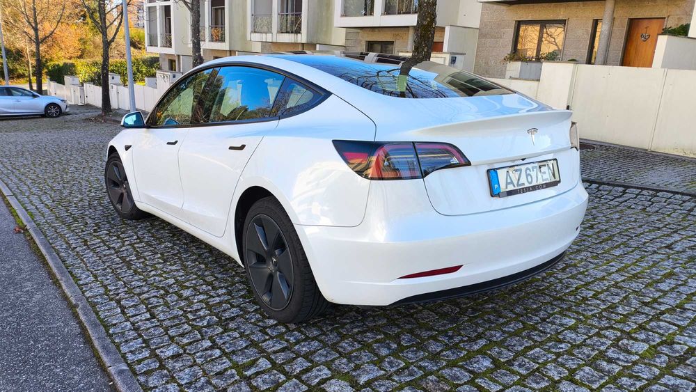 Tesla Model 3 Tração Traseira