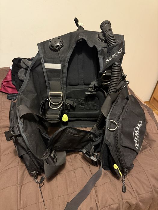 Sprzęt do nurkowania. Skafander, jacket, kaptur