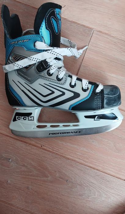 Ковзани CCM Vektor 3.0