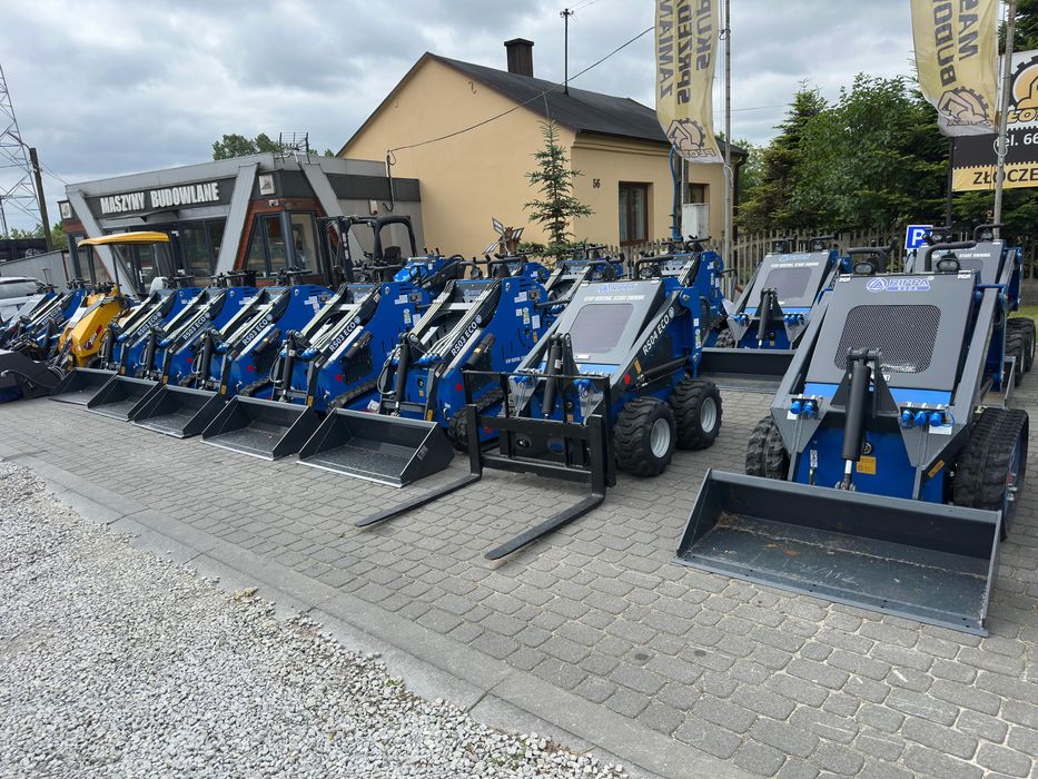 Nowa Ładowarka Rippa RS03 Silnik Briggs & Stratton 1cylinder Bezyna Waga 720KG Leasing Dodatkowy Osprzęt Krokodyl Łyżka 4w1 Wiertnica Bobcat Manitou