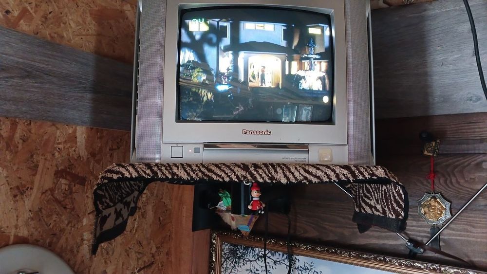 Продам телевізор Panasonic с тюнером ROMSAT