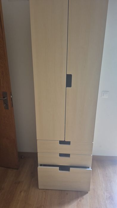 Armario mais cómoda