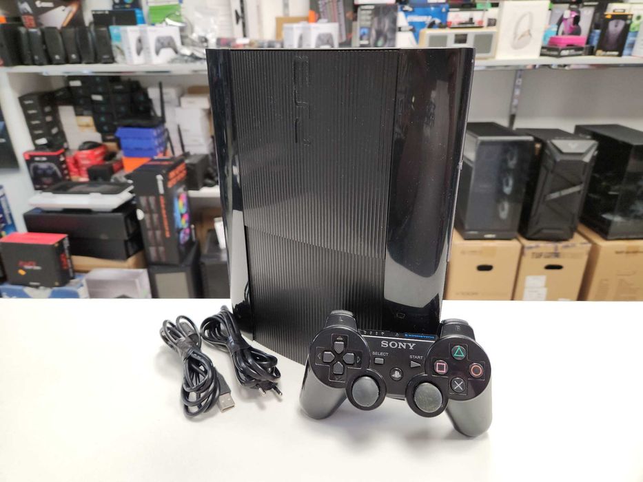 Konsola PS3 SuperSlim 250GB + Pad