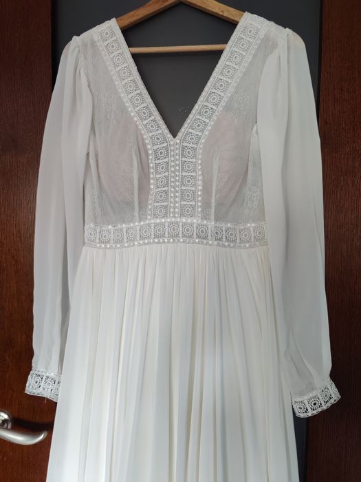 Suknia ślubna Boho z długim rękawem