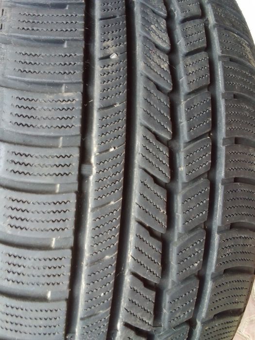 Opona zimowa 215/50r17 WINGUARD 6.5mm