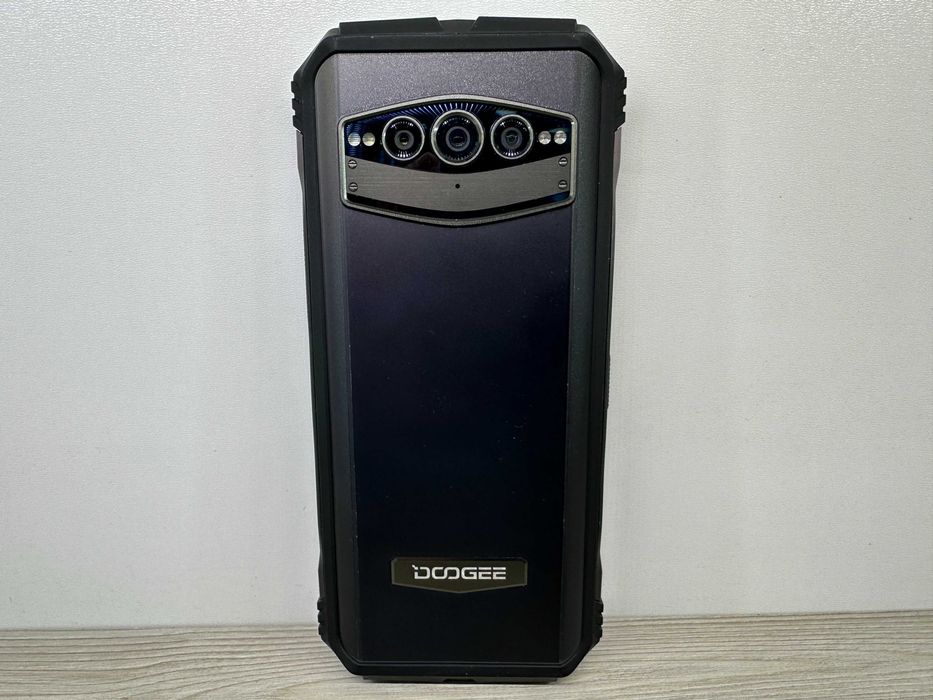 Smartfon DOOGEE V30T 12 GB / 256 GB 4G (LTE)