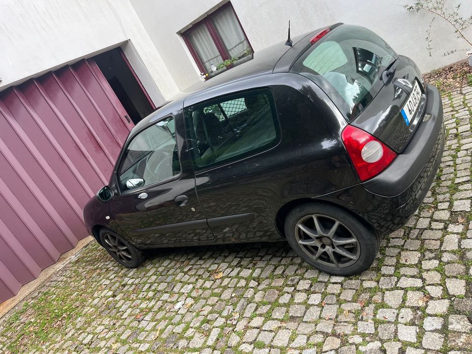 Vendo clio comercial