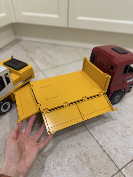 Bruder Спецтехніка Самоскид Екскаватор Брудер Самосвал Экскаватор